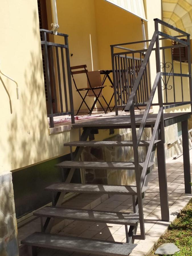 Magnolia House Appartement Scanzano Jonico Buitenkant foto