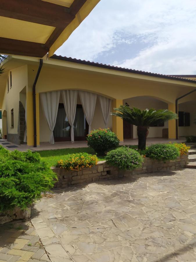 Magnolia House Appartement Scanzano Jonico Buitenkant foto